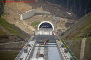 Tunnel Goldberg (1.163 m)